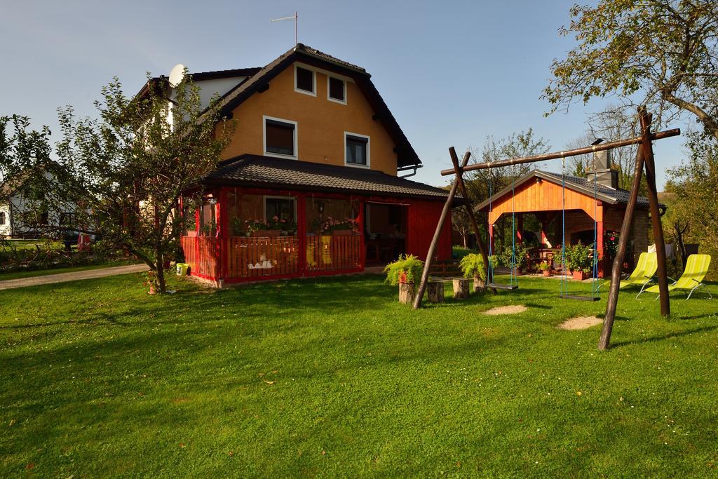 Guest House Ljubo & Ana Rastovaca Exterior photo